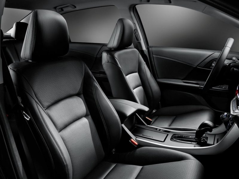 Honda Accord IX front seats