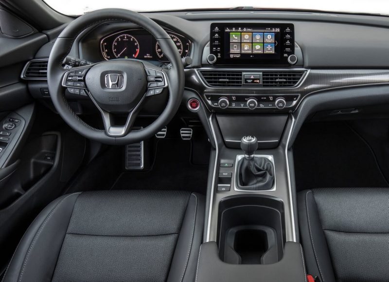 Salon of Honda Accord X