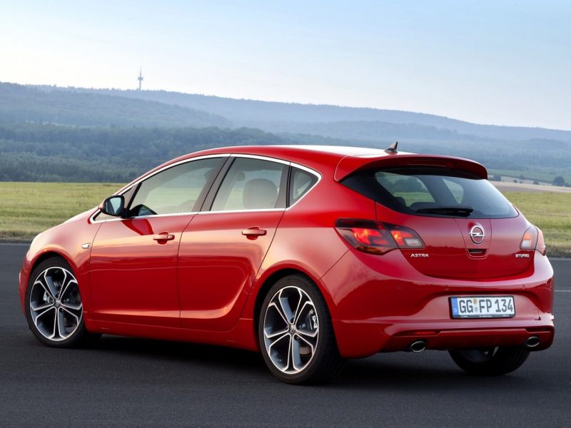 Astra Opel - specifications, equipment, photos, videos, overview