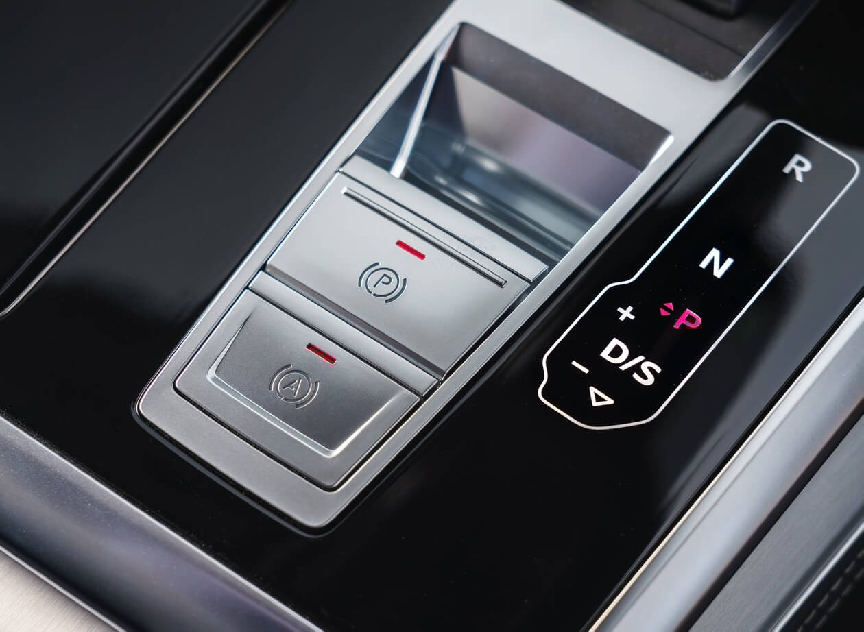Audi Q8 photo 3