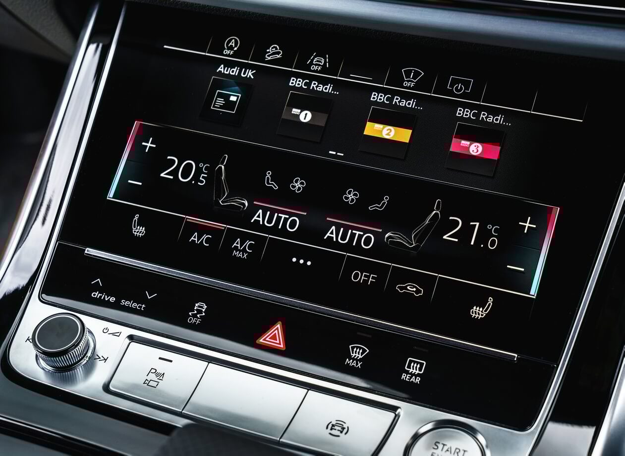 Audi Q8 photo 6