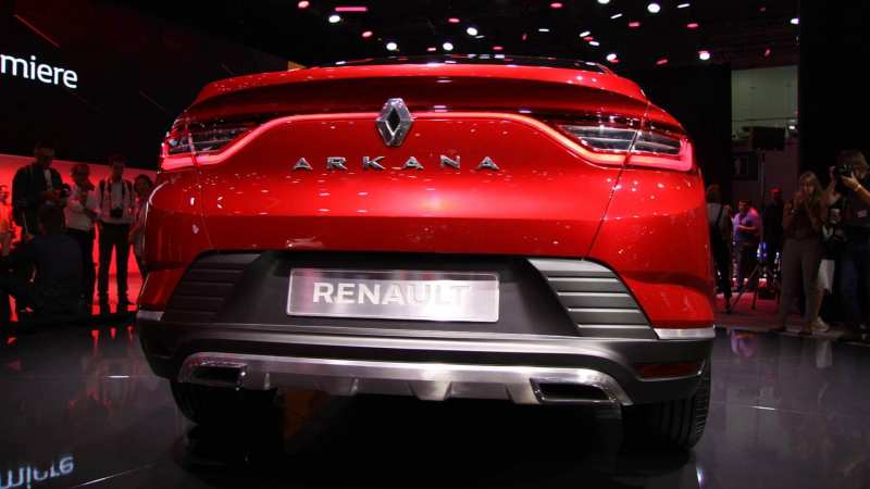 Renault Arkana rear view