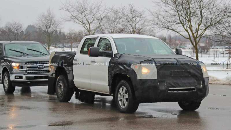 Toyota Tundra photo car