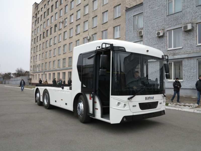 Bogdan demonstrated the first electric truck of Ukrainian assembly ERCV27 Banke