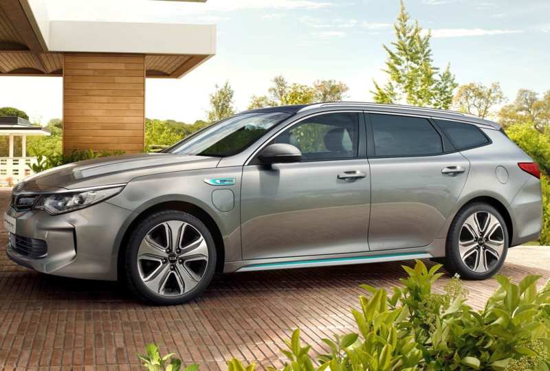 Pictures of the new Kia Optima: paparazzi do not sleep!