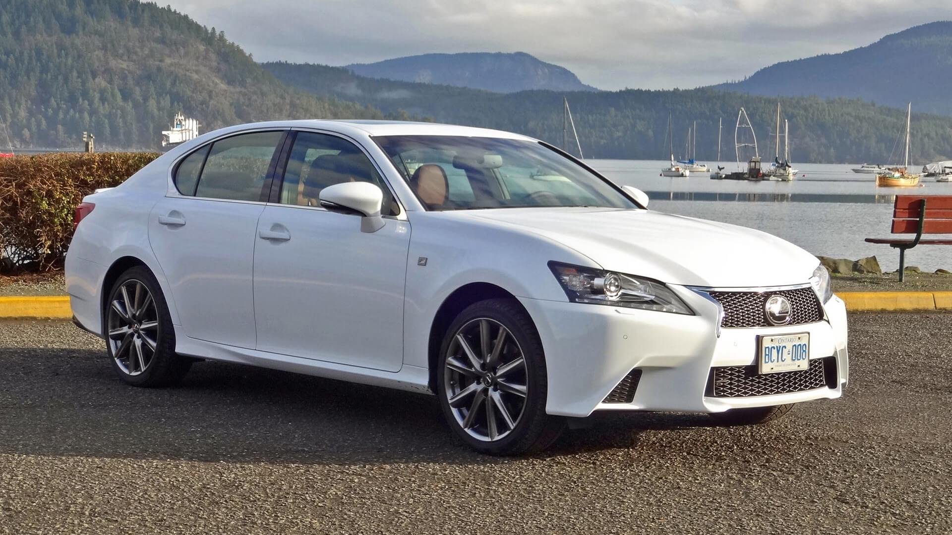 Lexus GS specifications, equipment, photos, video, review