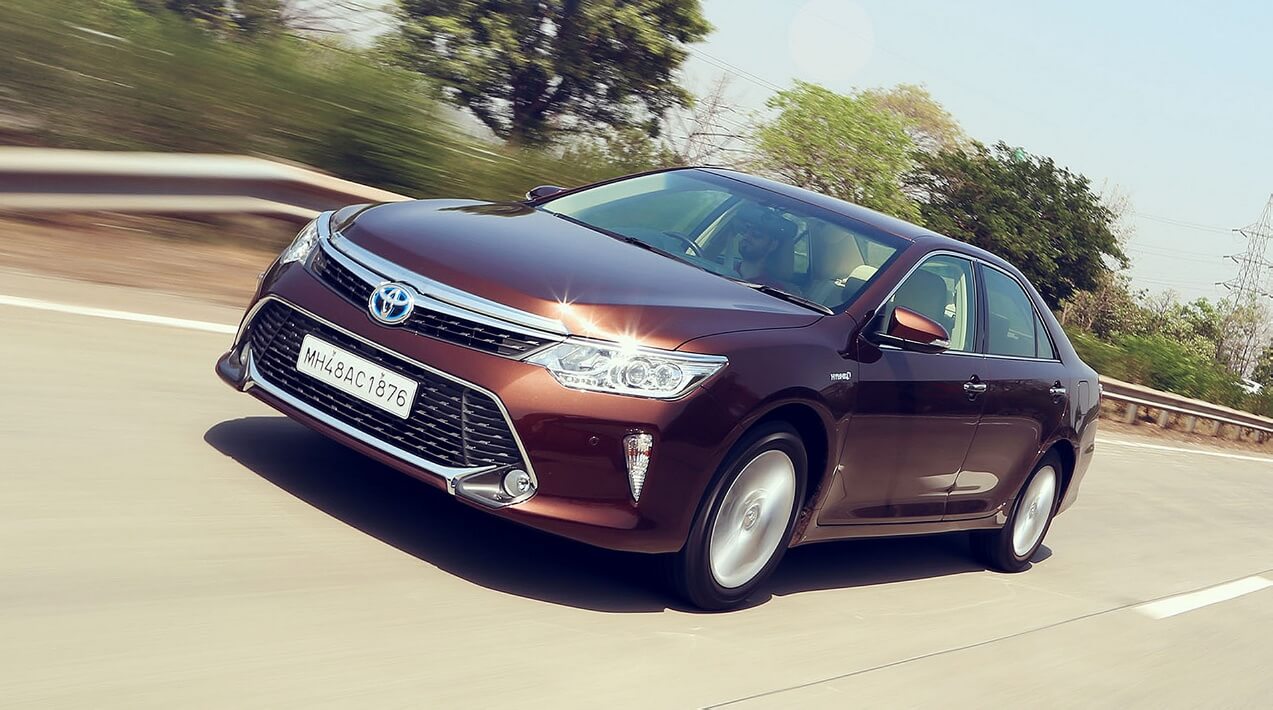 Toyota Camry - specifications, equipment, photos, videos, reviews