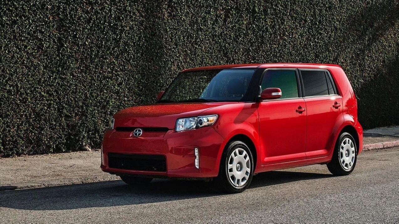 Scion xB - specifications, equipment, photos, videos, overview