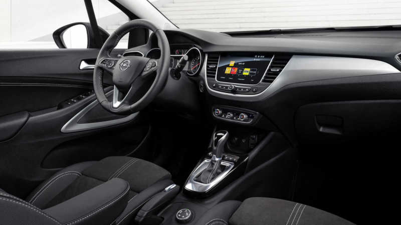 Opel Crossland X interior