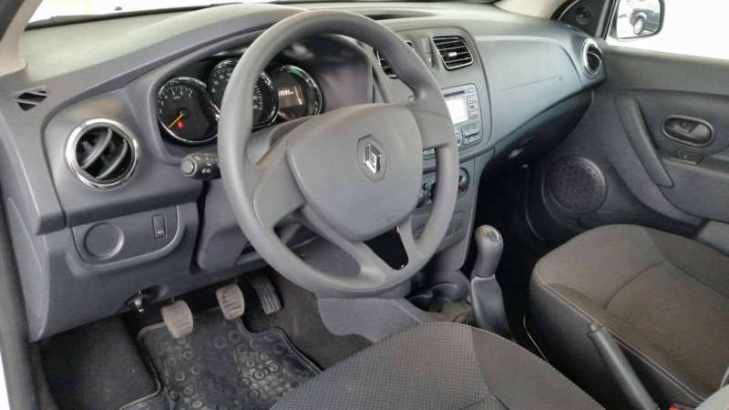 Renault Symbol 3 interior