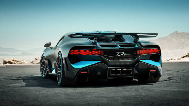 Bugatti Divo rear view