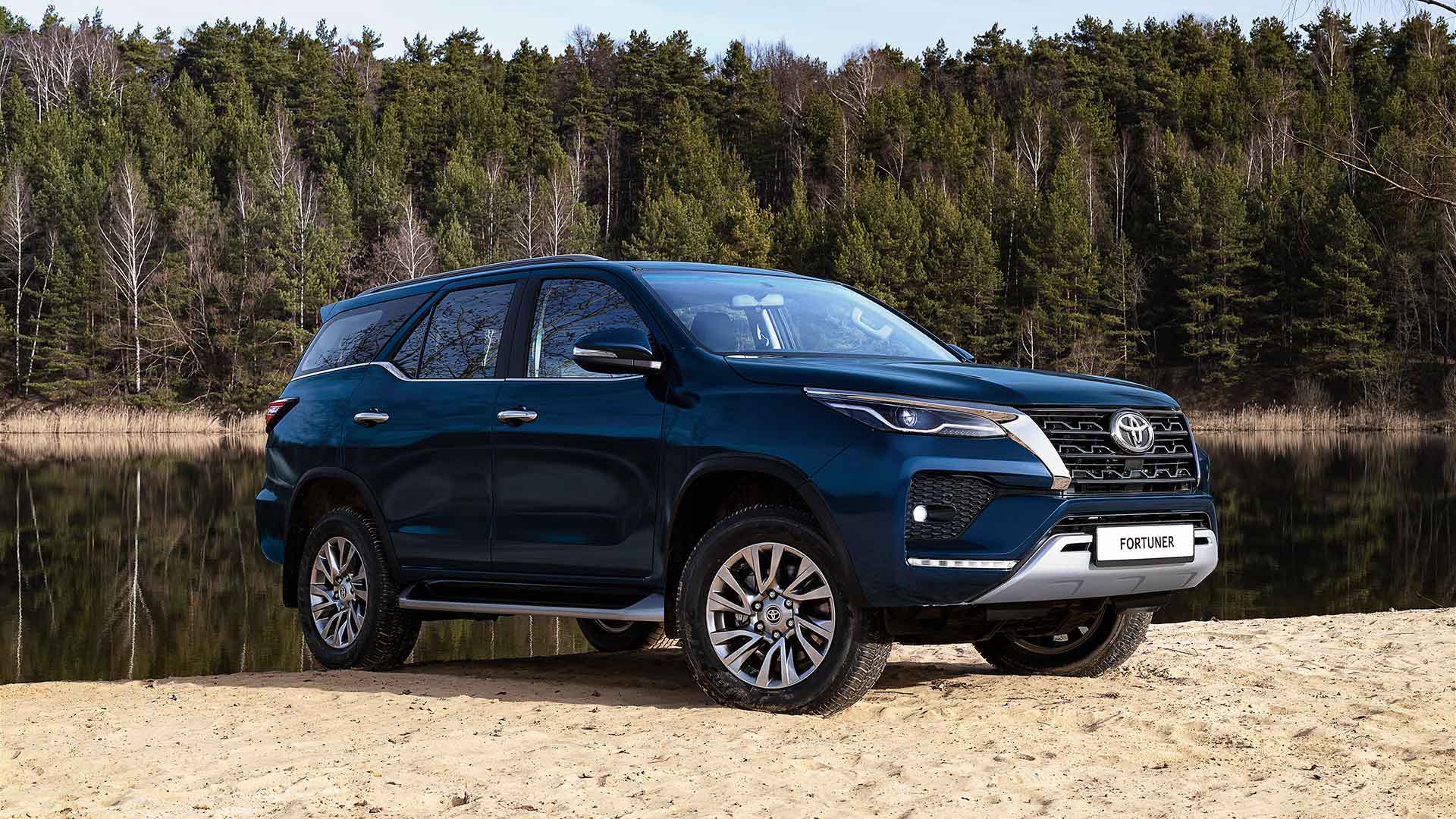 Toyota Fortuner — Generations, Specs and History