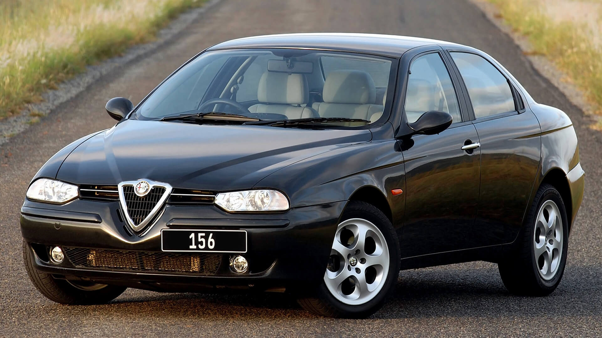 Alfa Romeo 156 — Specs, Engines and History
