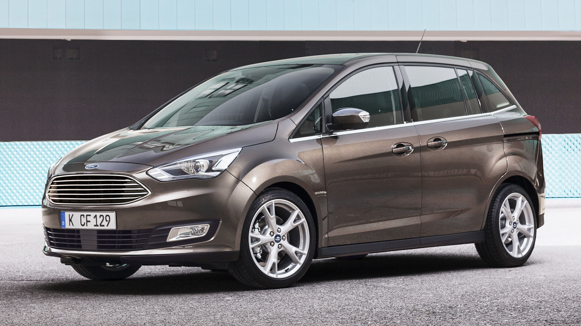 Ford C-Max — Generations, Specs and History