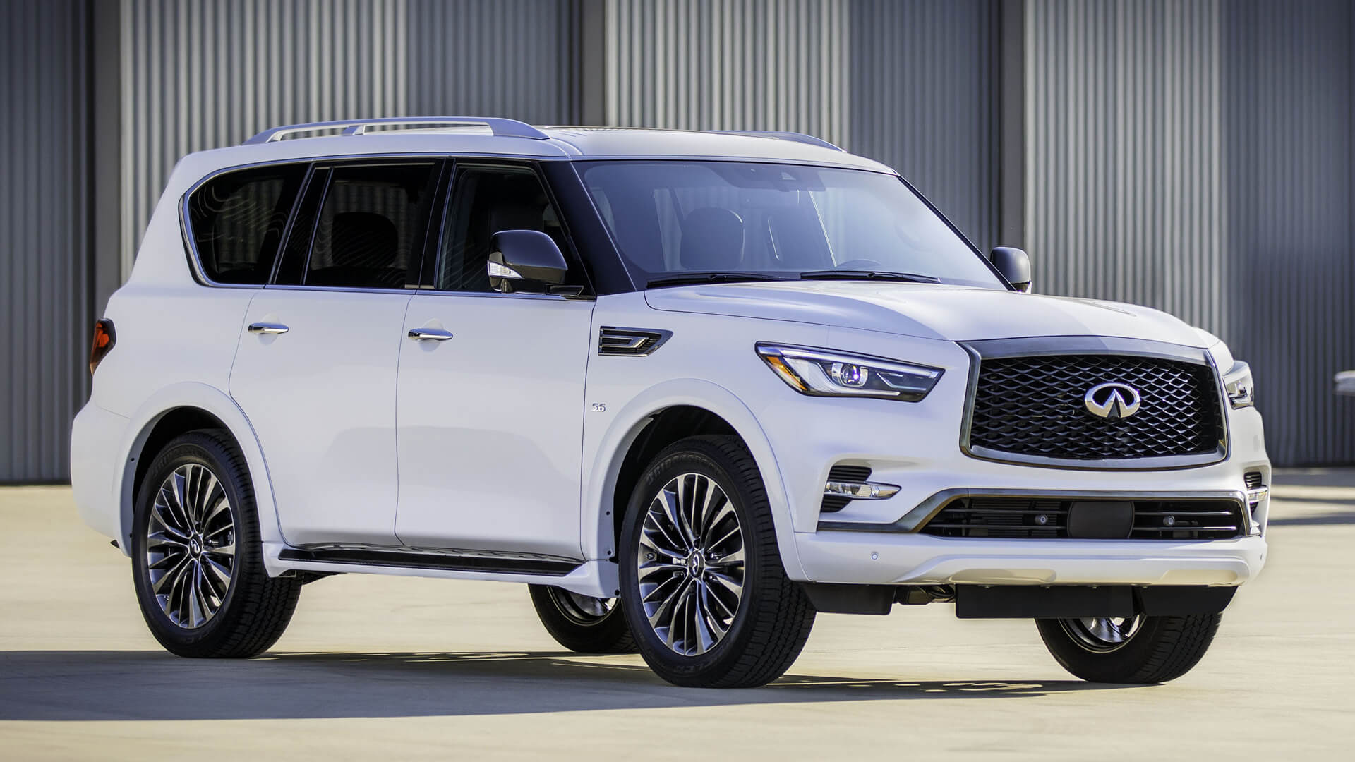 Infiniti QX80 — History, Specs and the Flagship V8