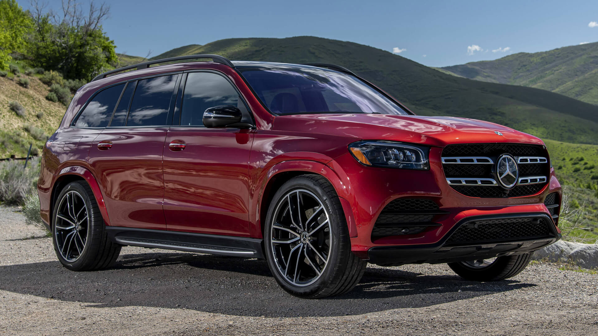 Mercedes-Benz GLS: Specs, Engines and History