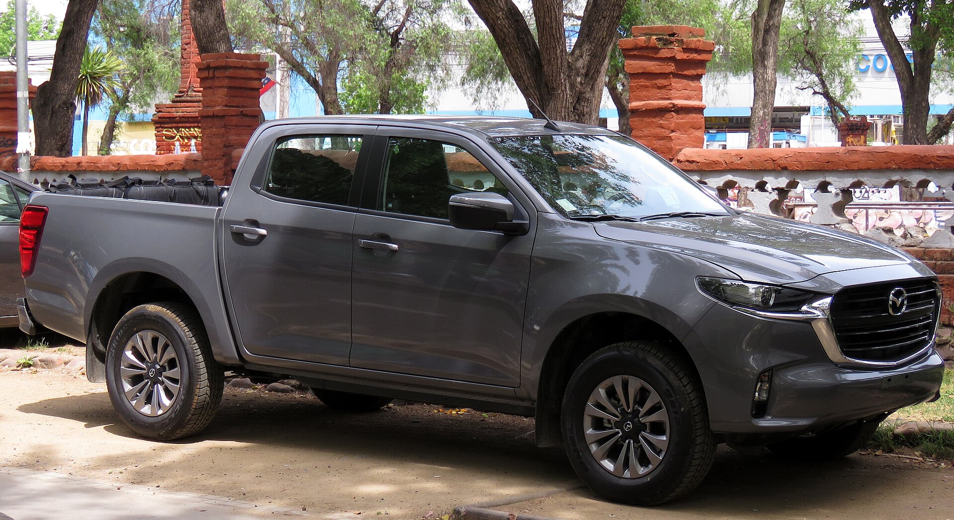 Mazda BT-50 III