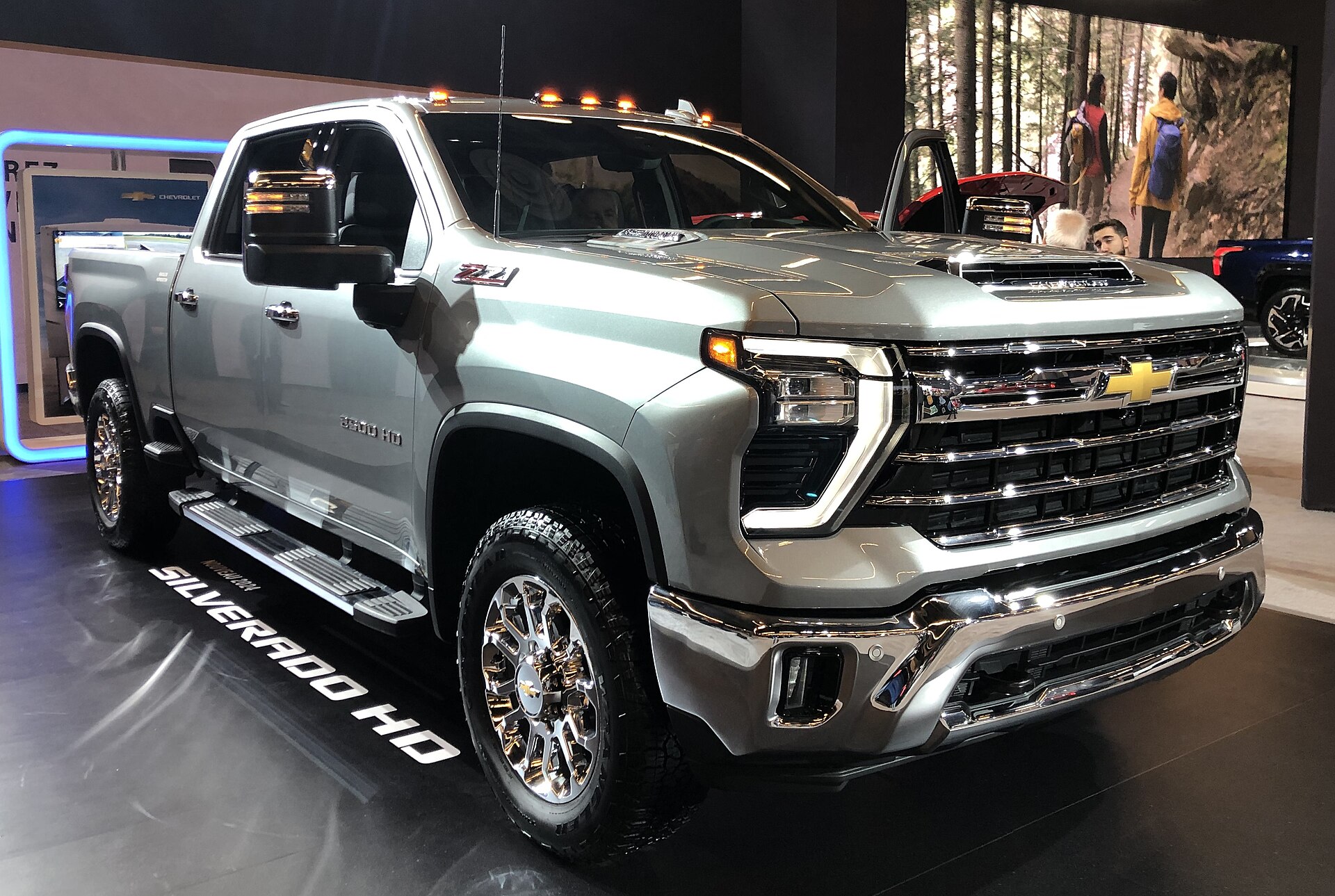 Chevrolet Silverado IV