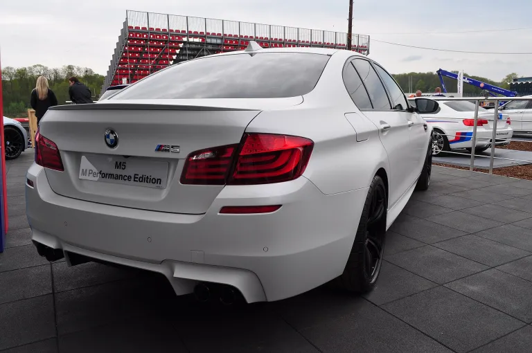 M5 F10