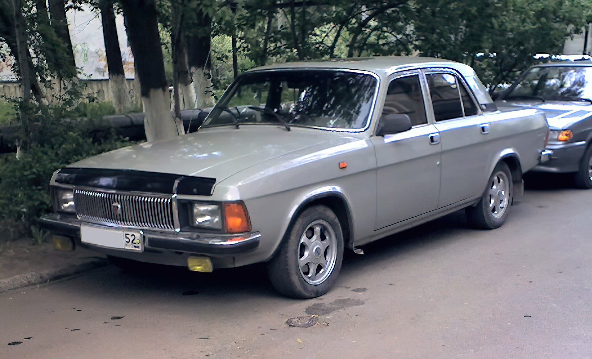 GAZ-3102