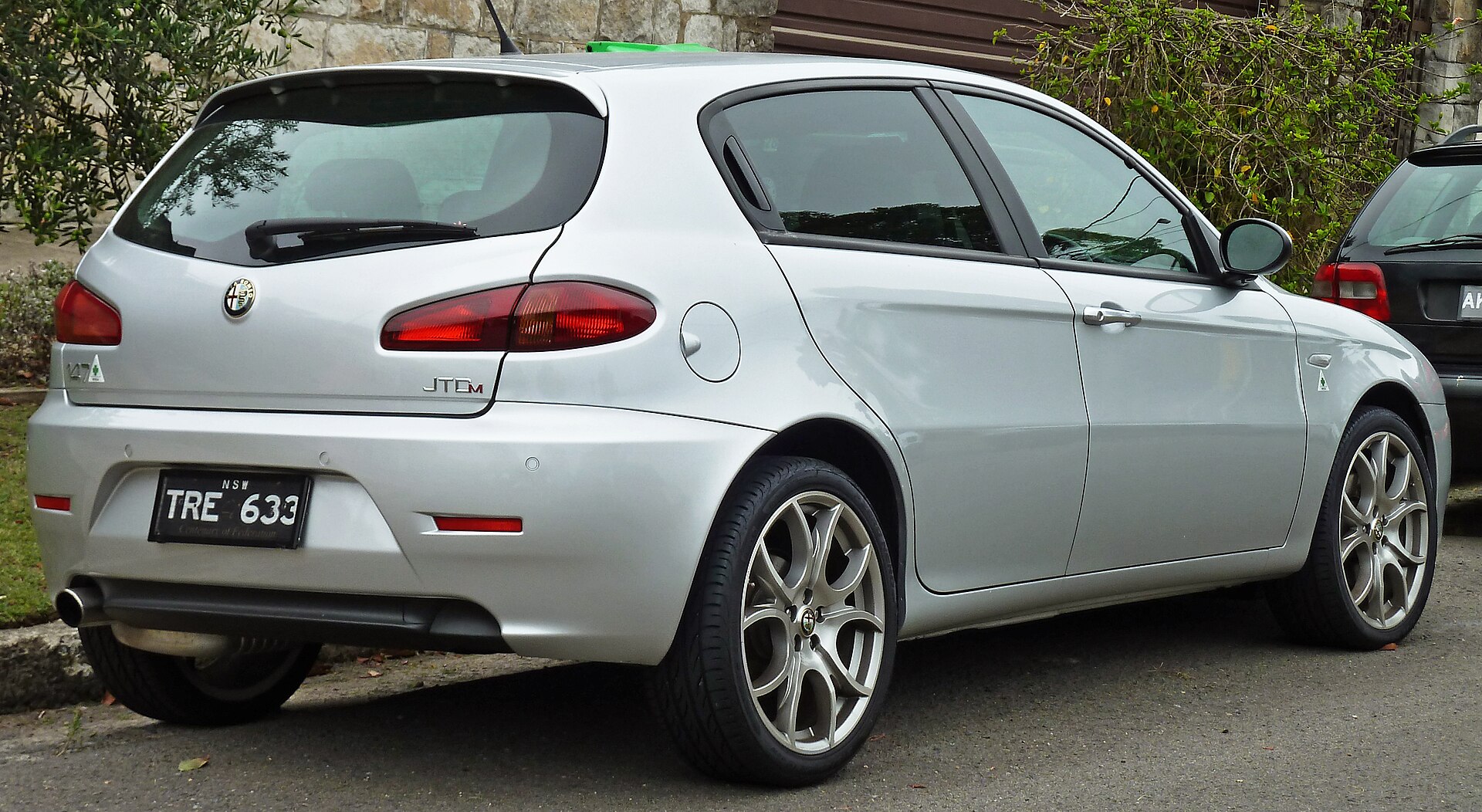 Alfa Romeo 147 five-door, rear three-quarter view