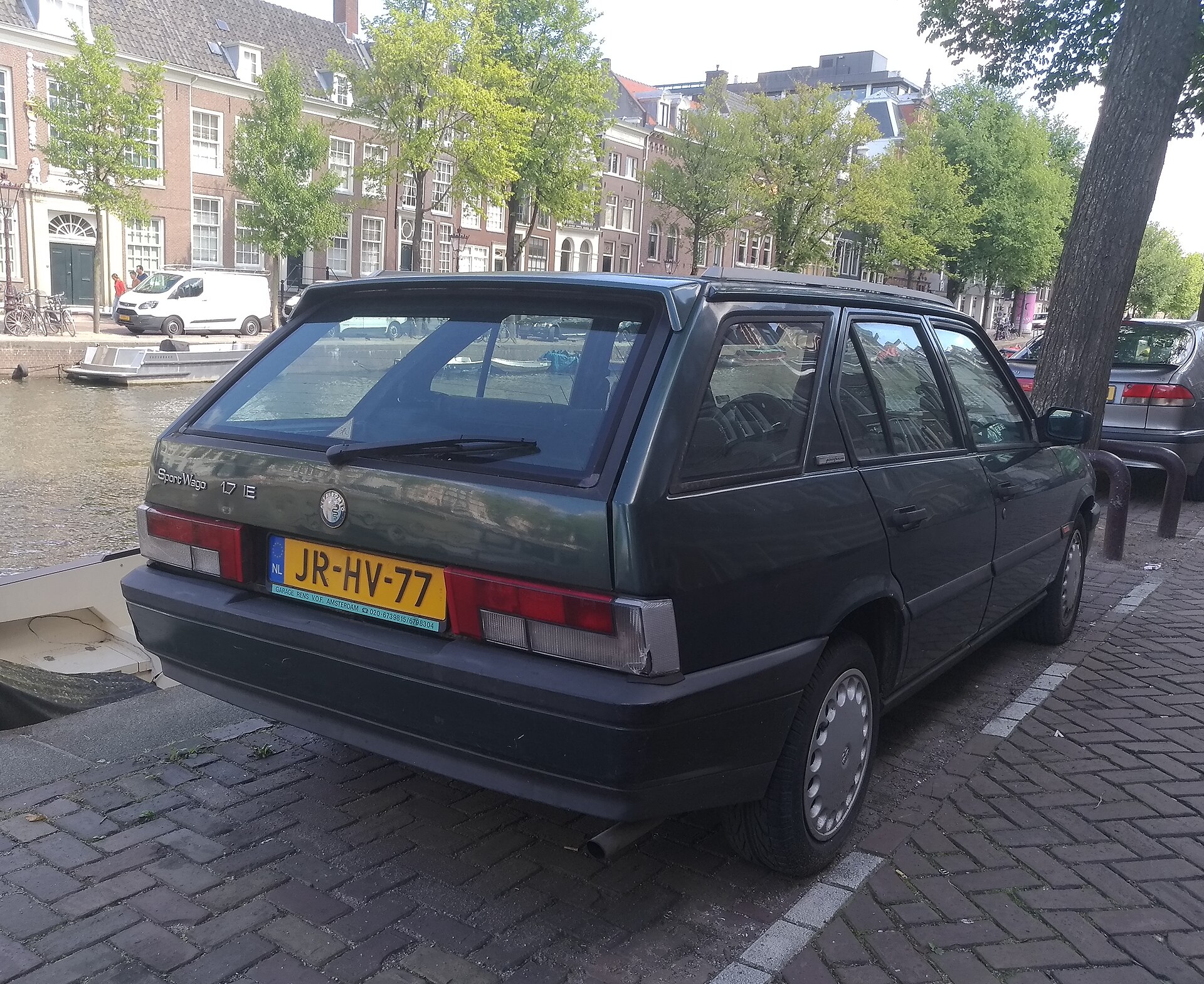 Alfa Romeo 33 Sport Wagon estate