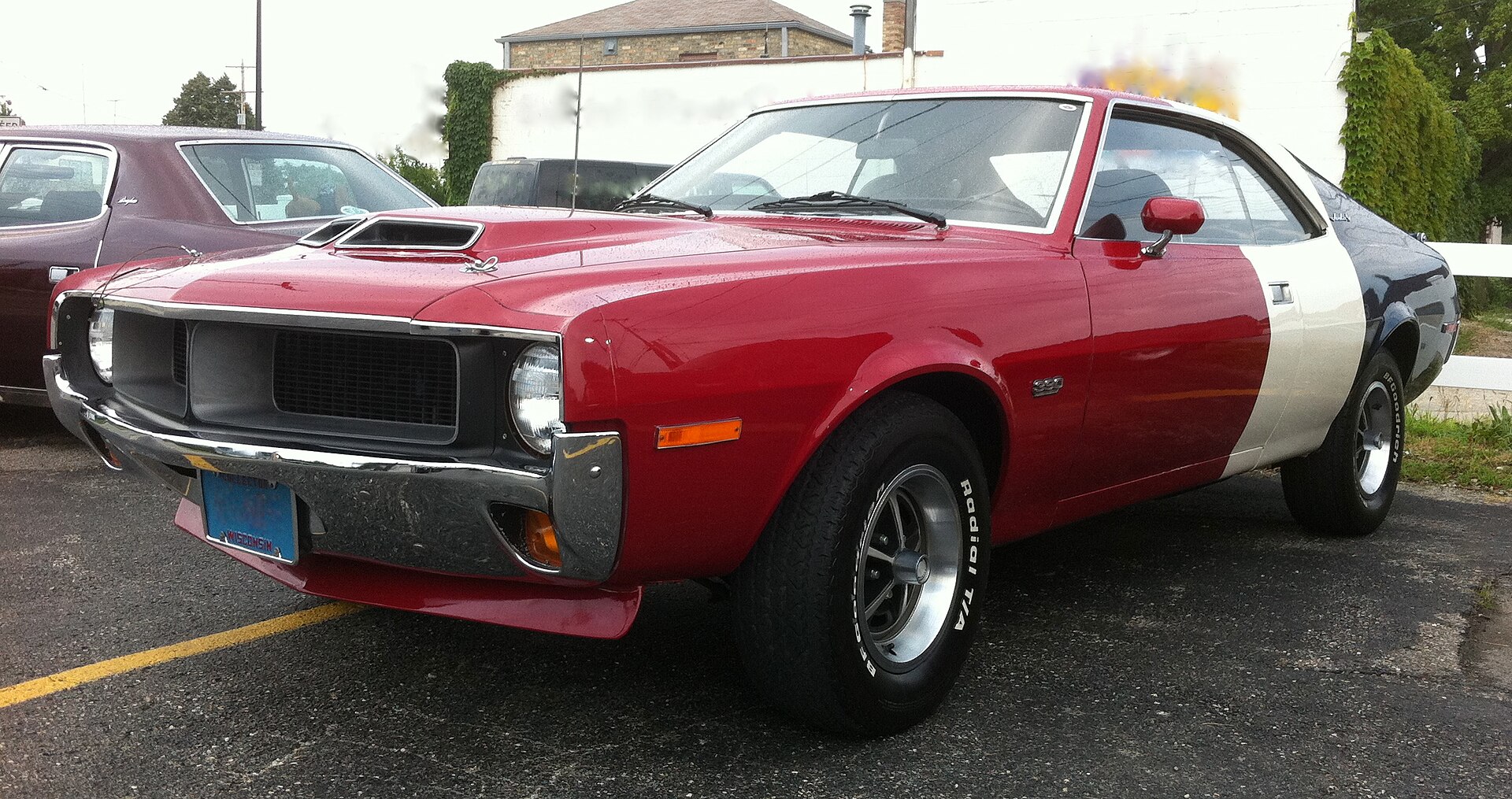 1970 AMC Javelin Trans-Am in red, white and blue