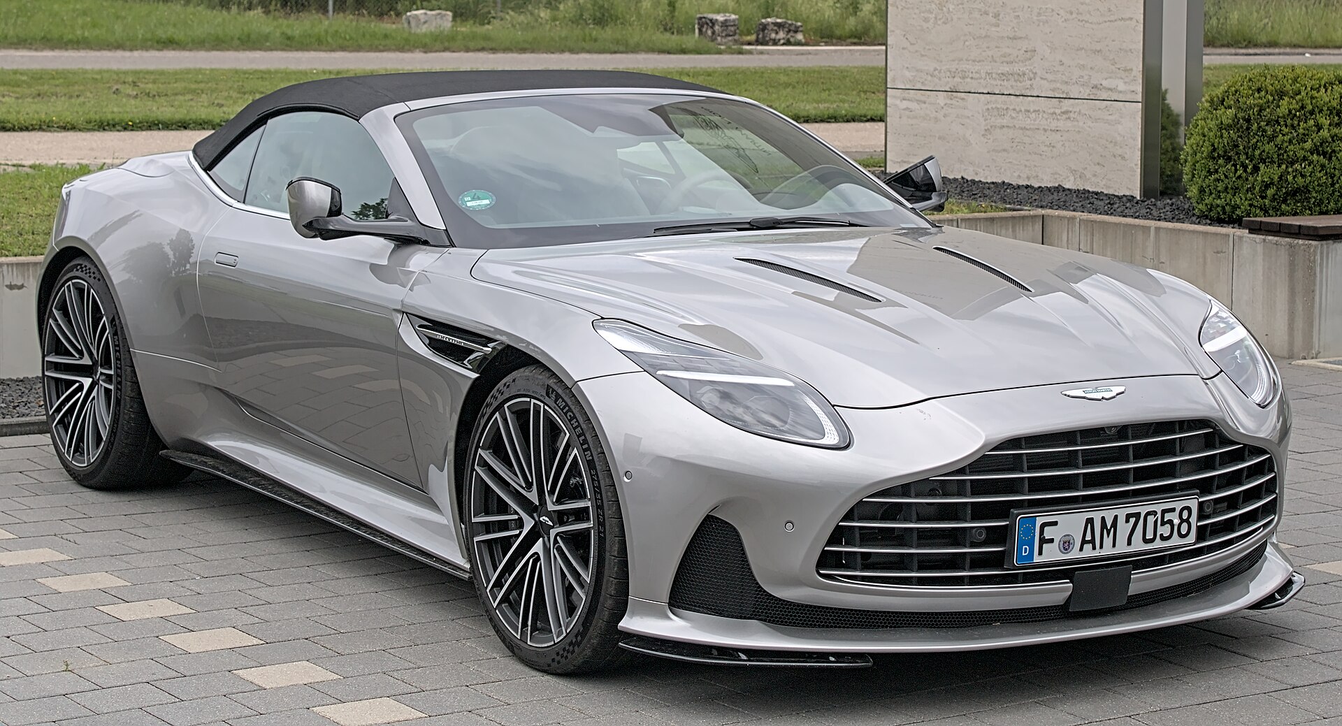 Aston Martin DB12 Volante convertible