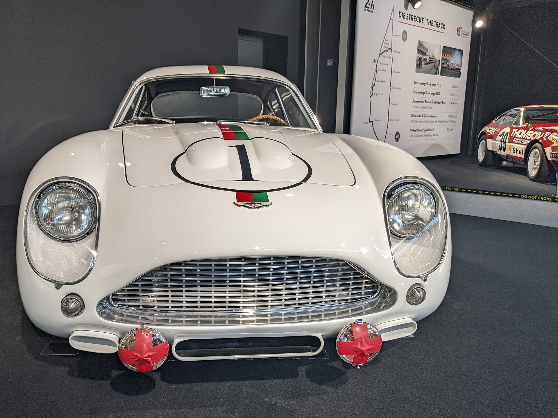Aston Martin DB4 GT Zagato side view