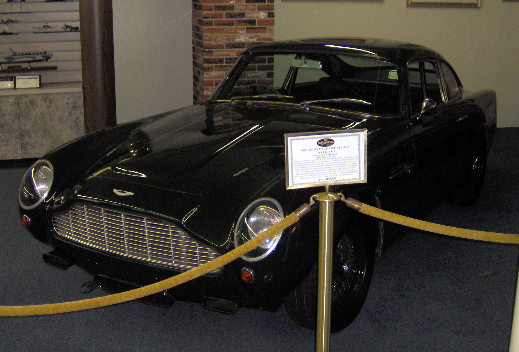 Aston Martin DB4 Series V Vantage GT