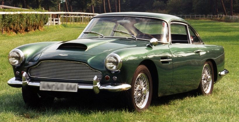 Aston Martin DB4, side view