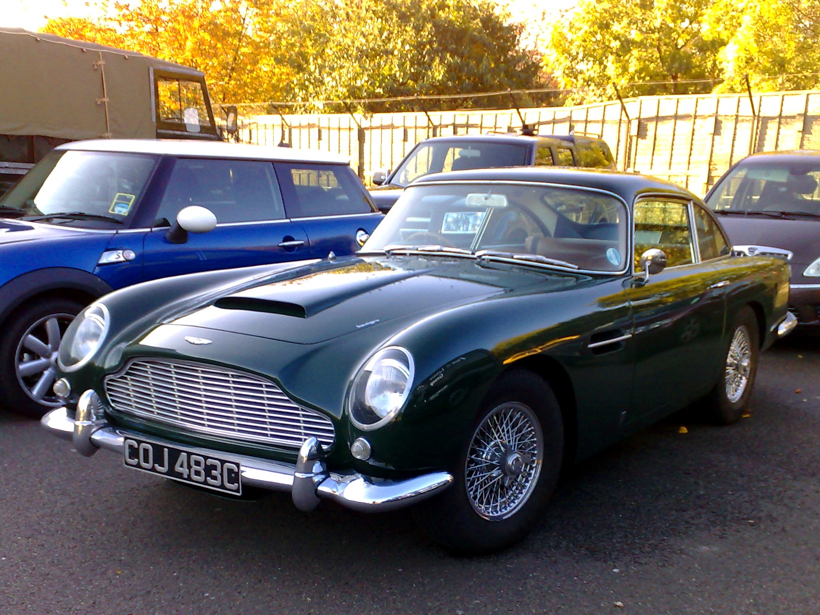 Aston Martin DB5 Vantage coupe