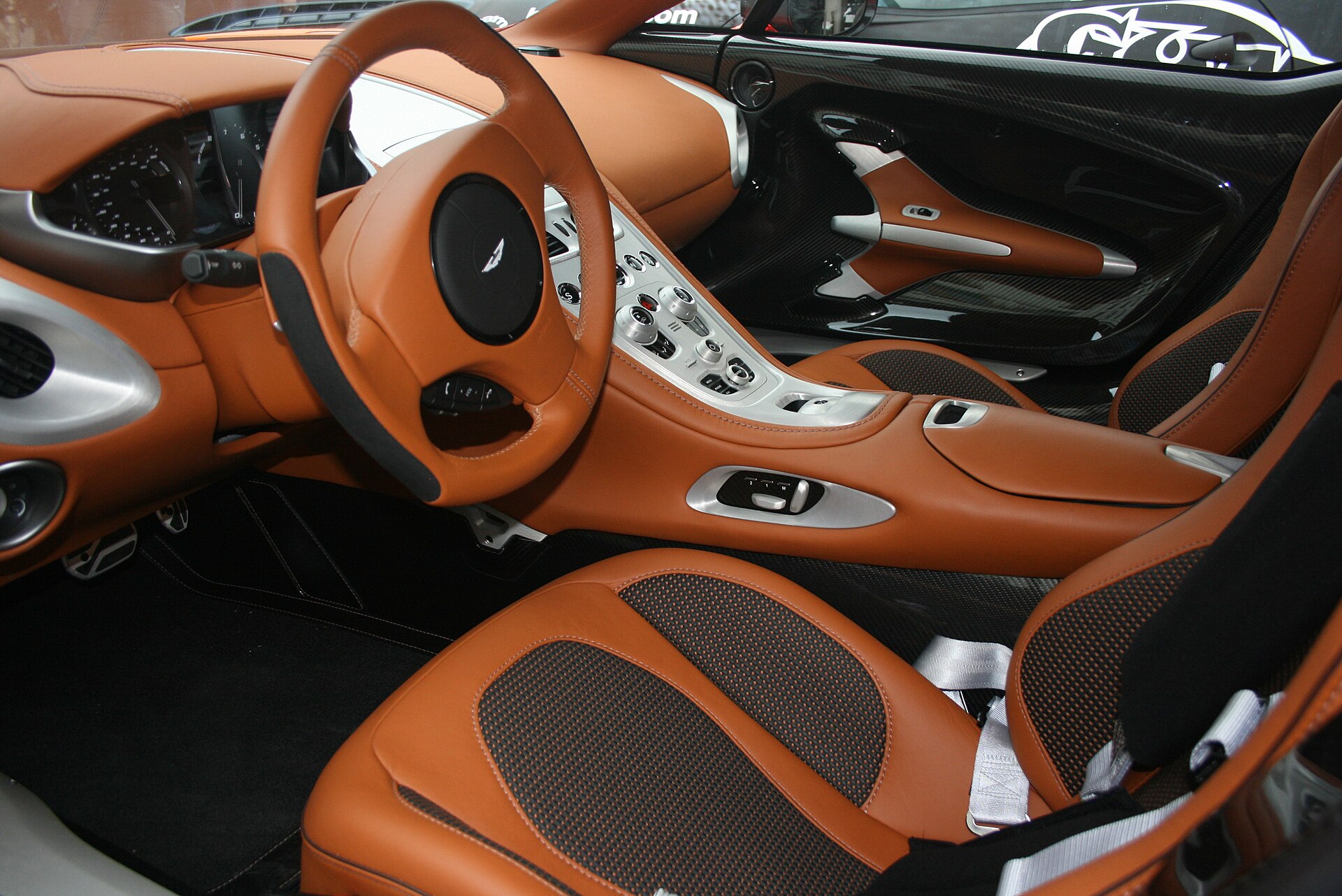 Aston Martin One-77 interior and dashboard