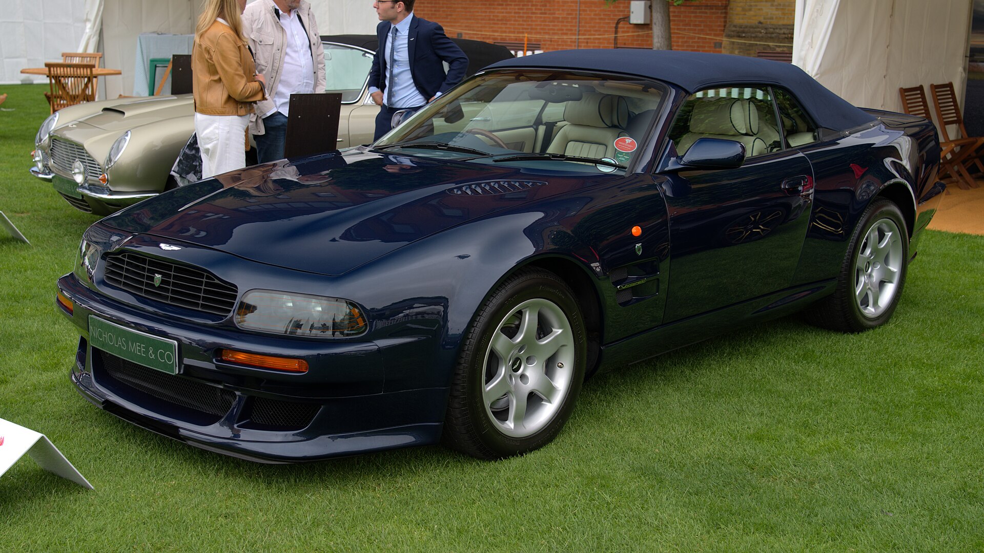 Aston Martin V8 Vantage Special Edition convertible