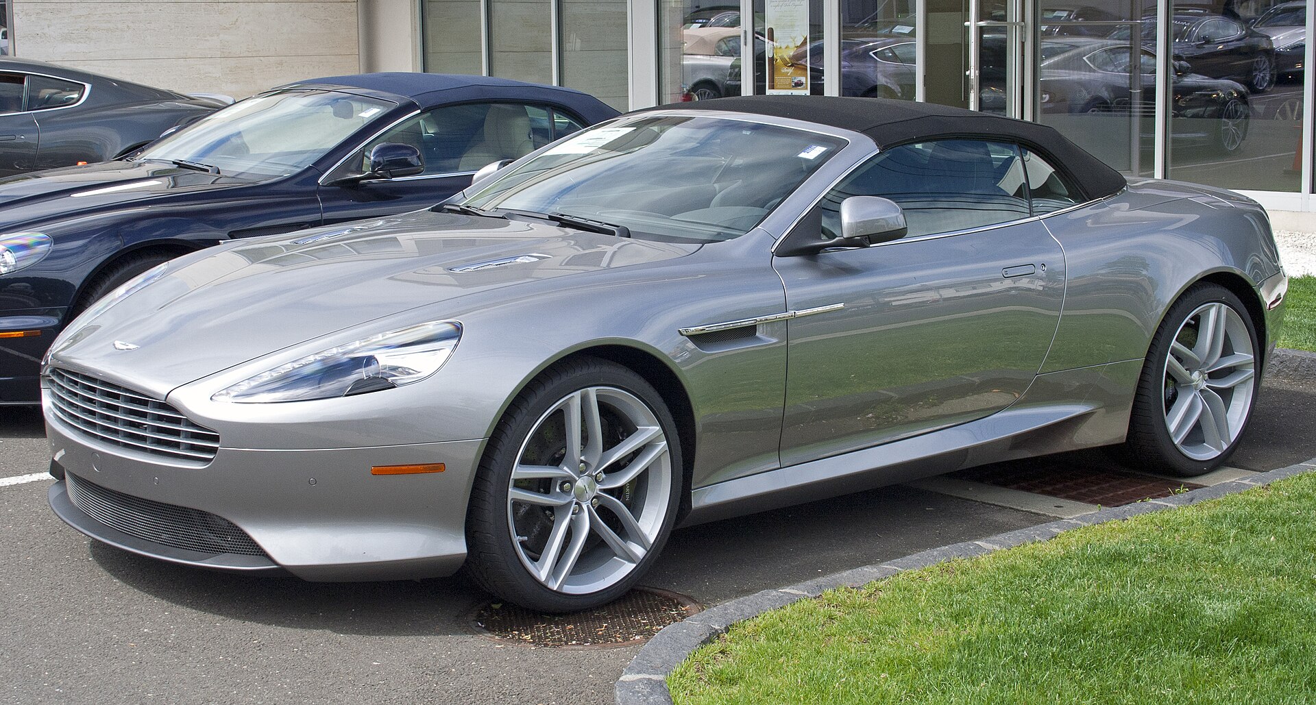 Aston Martin Virage Volante convertible, front view