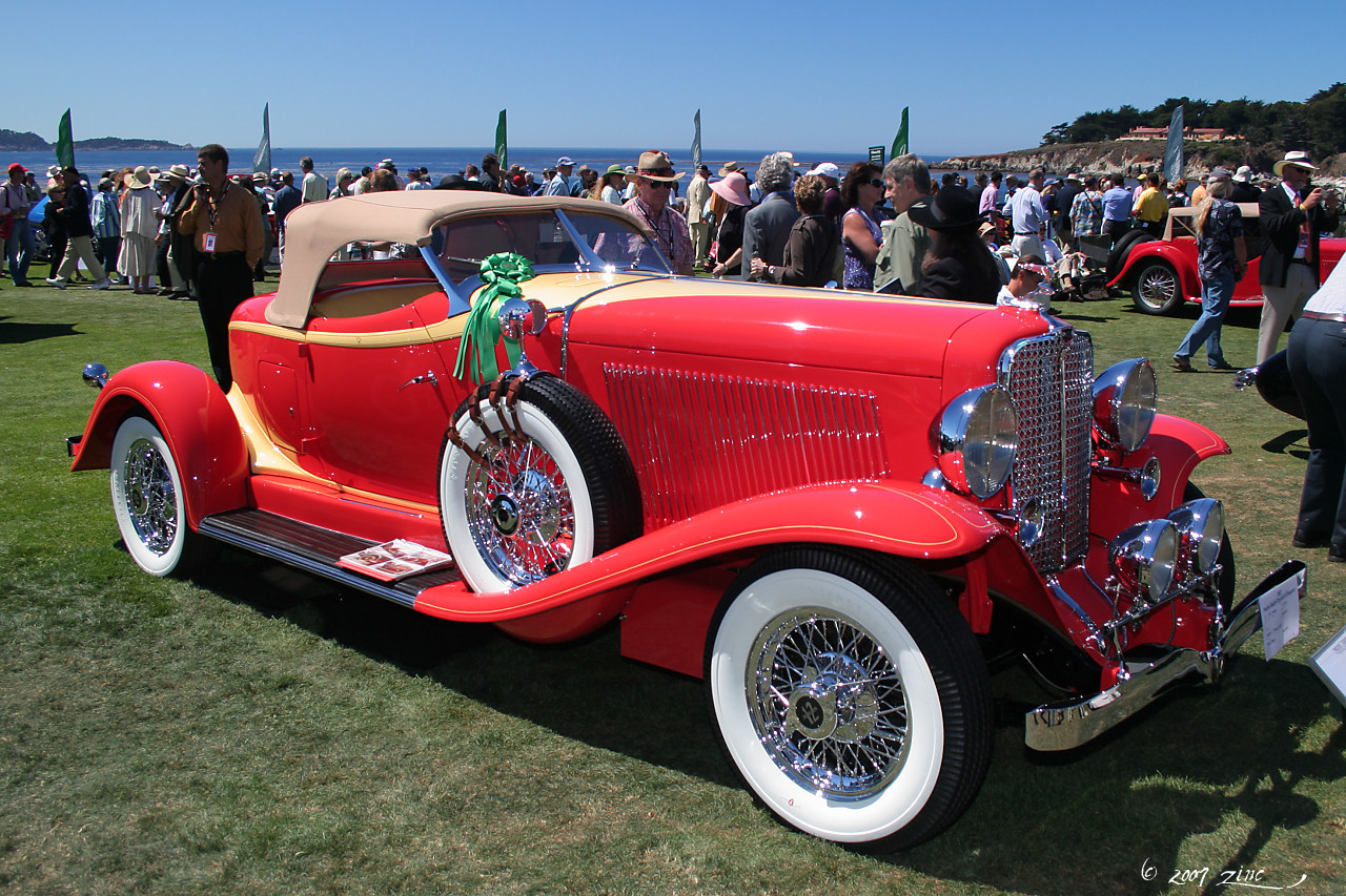 Auburn V12 Speedster of 1933, front three-quarter view