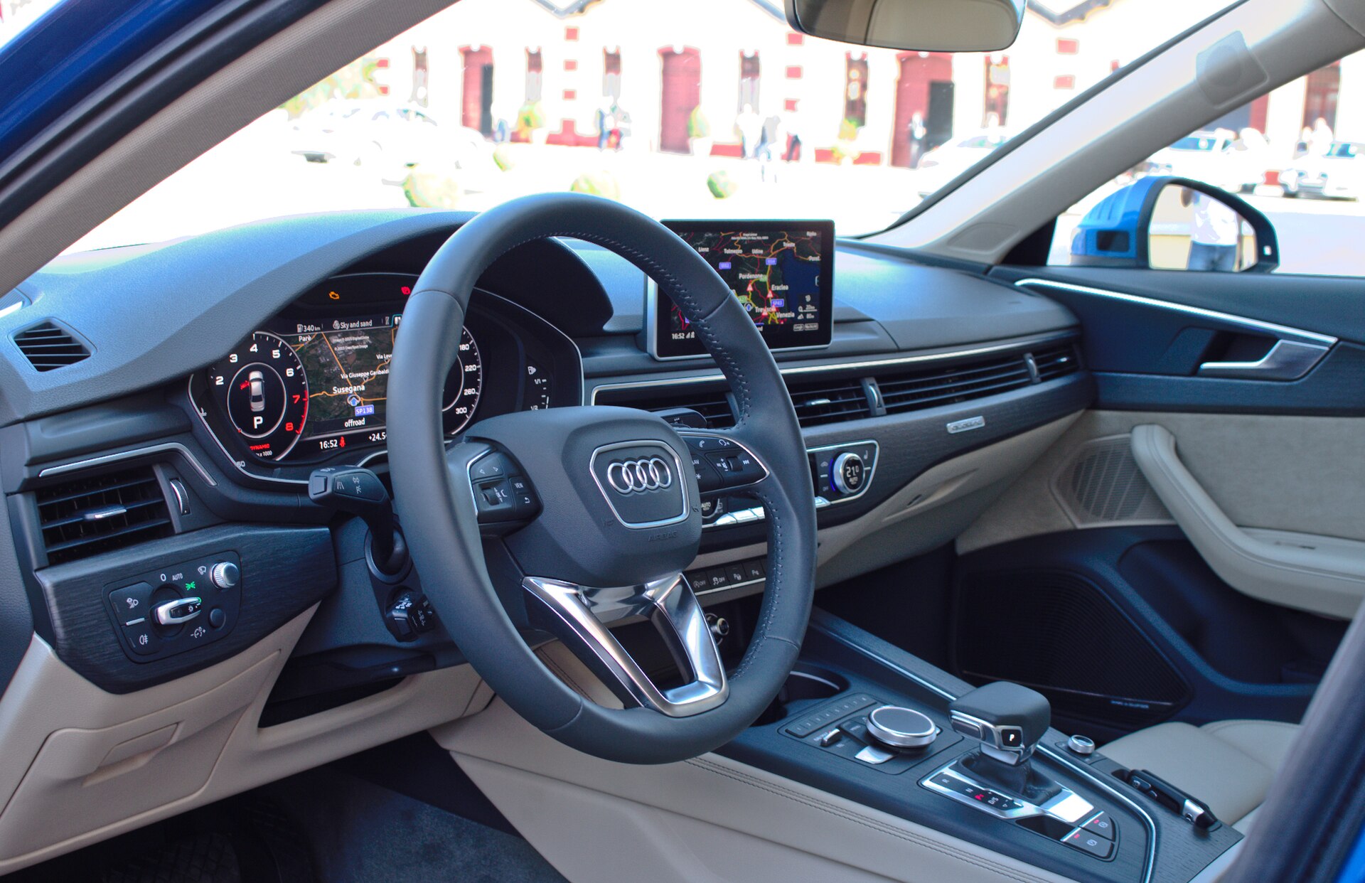 Dashboard of the Audi A4 B9 with the digital instrument display