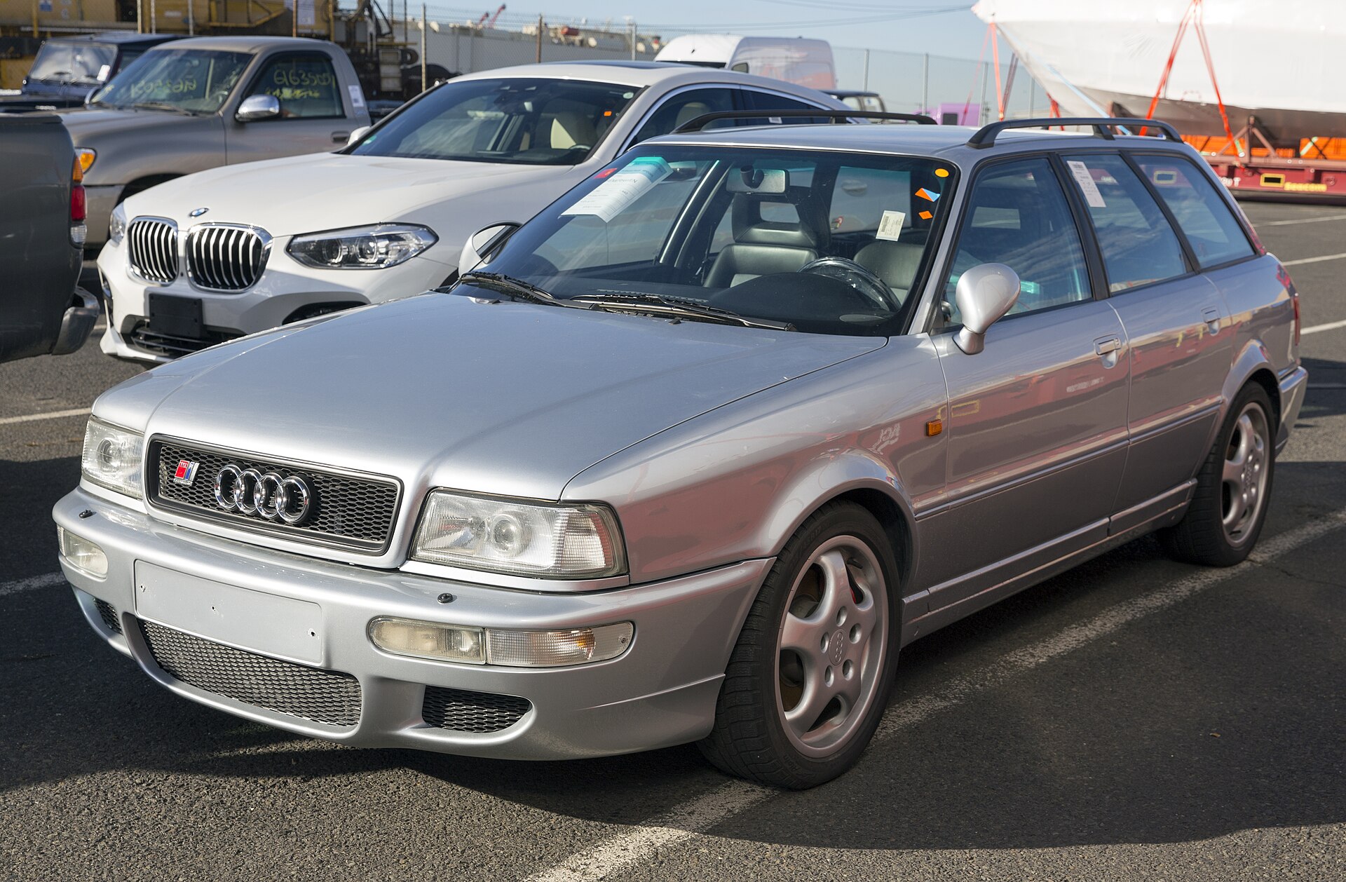 Silver Audi RS 2 Avant, front left view