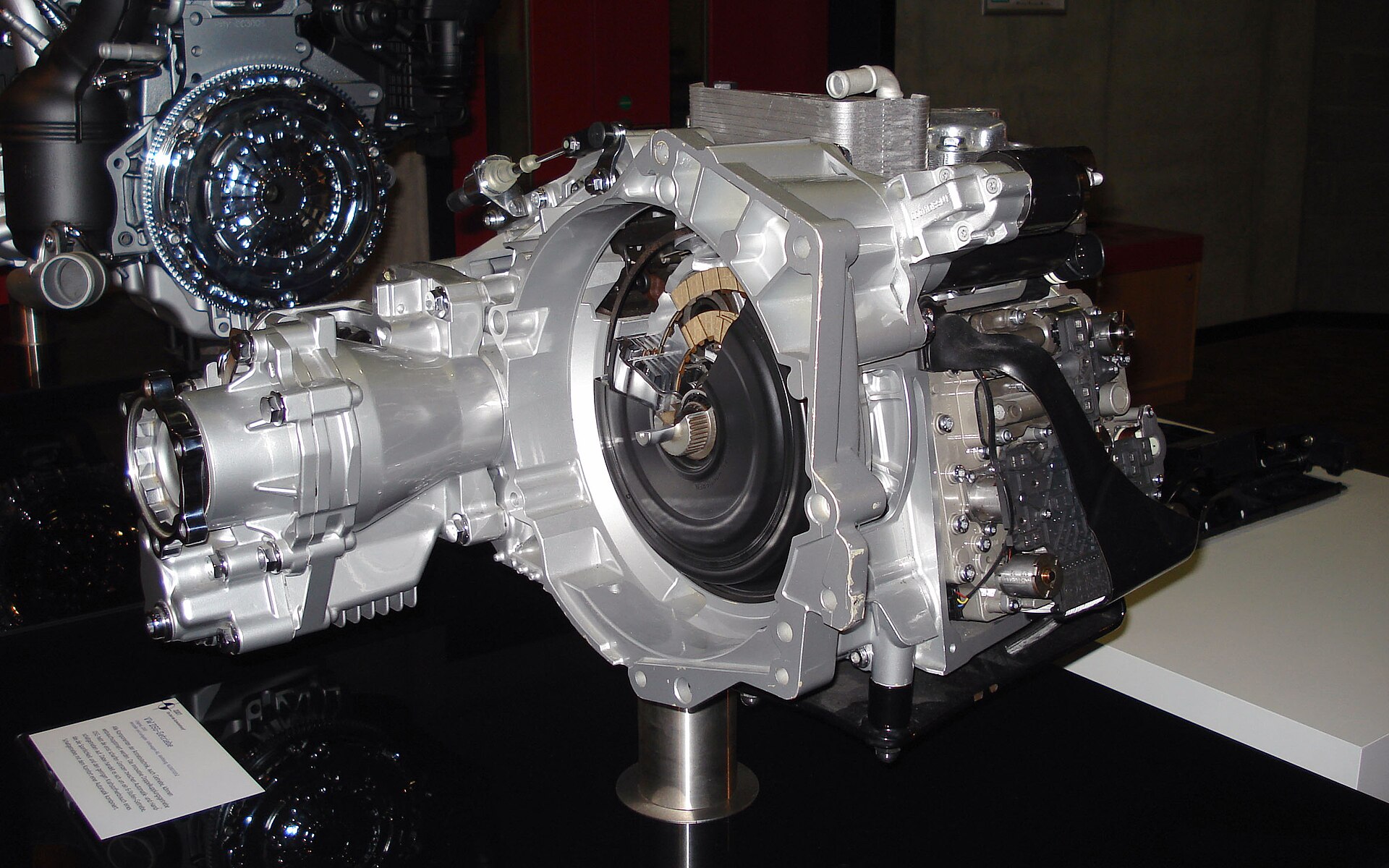 Automatic Gearbox Types: Torque Converter vs Dual-Clutch (DSG) vs CVT