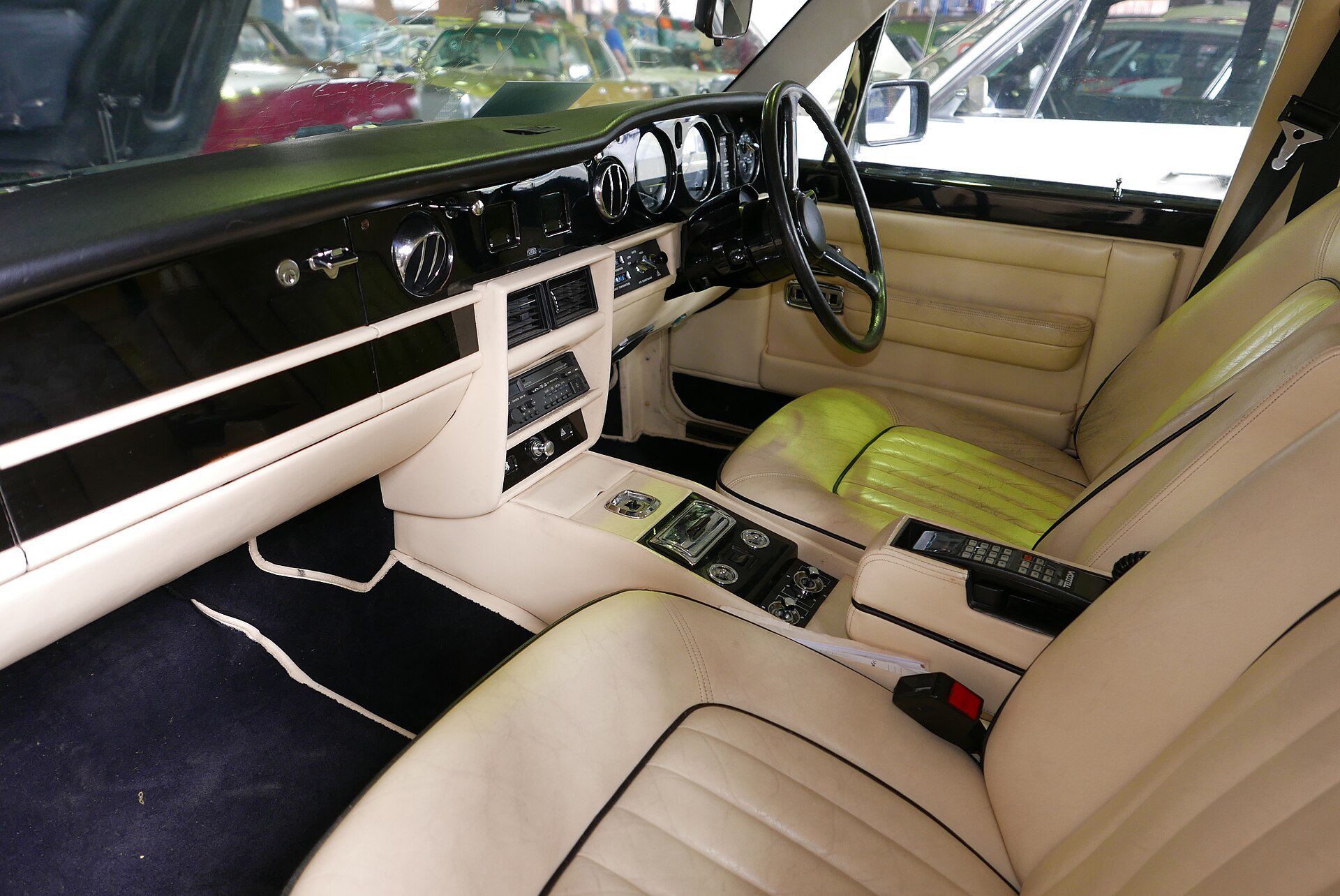 Bentley Mulsanne Turbo saloon