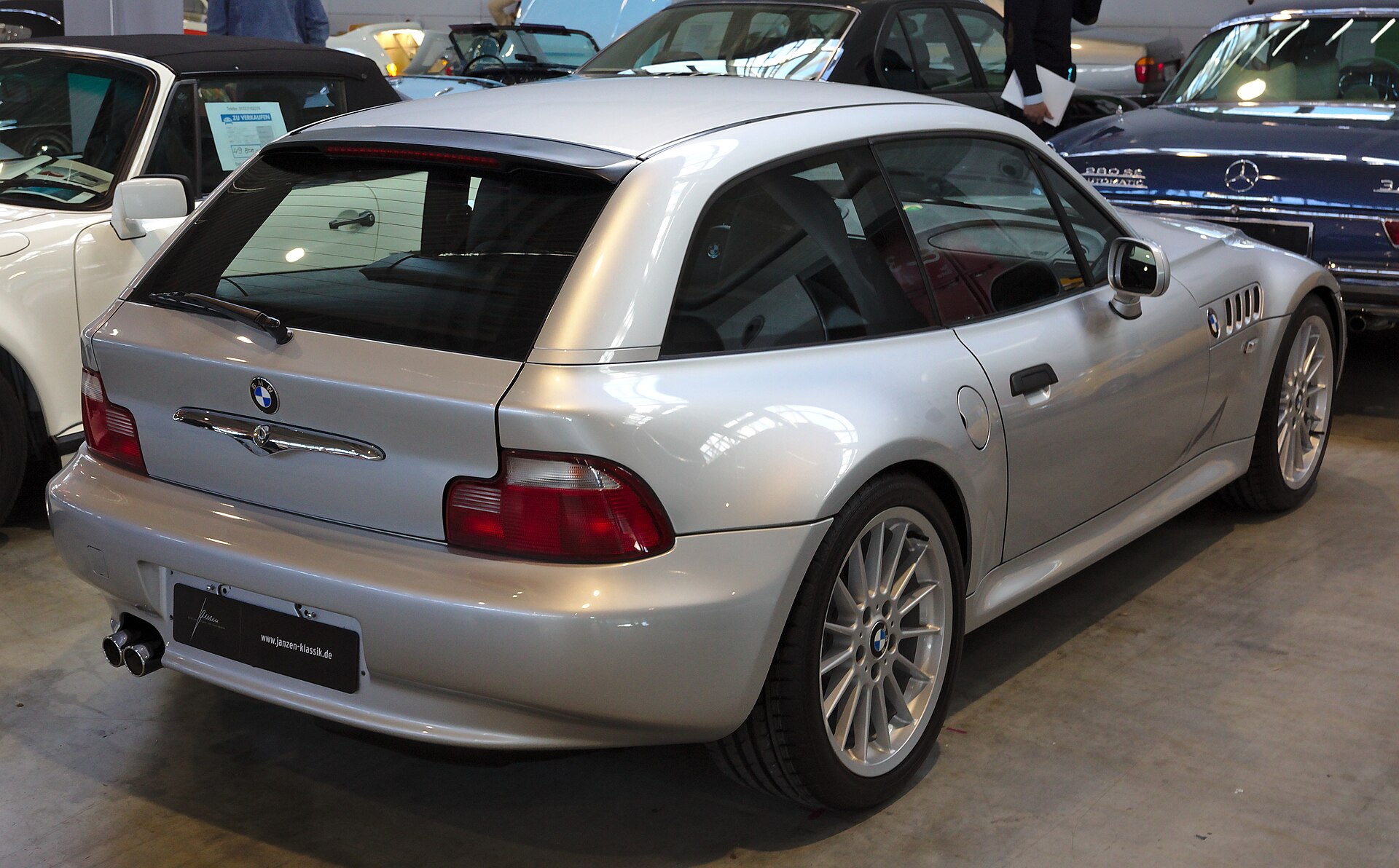 BMW Z3 coupé with its long roof and hatch