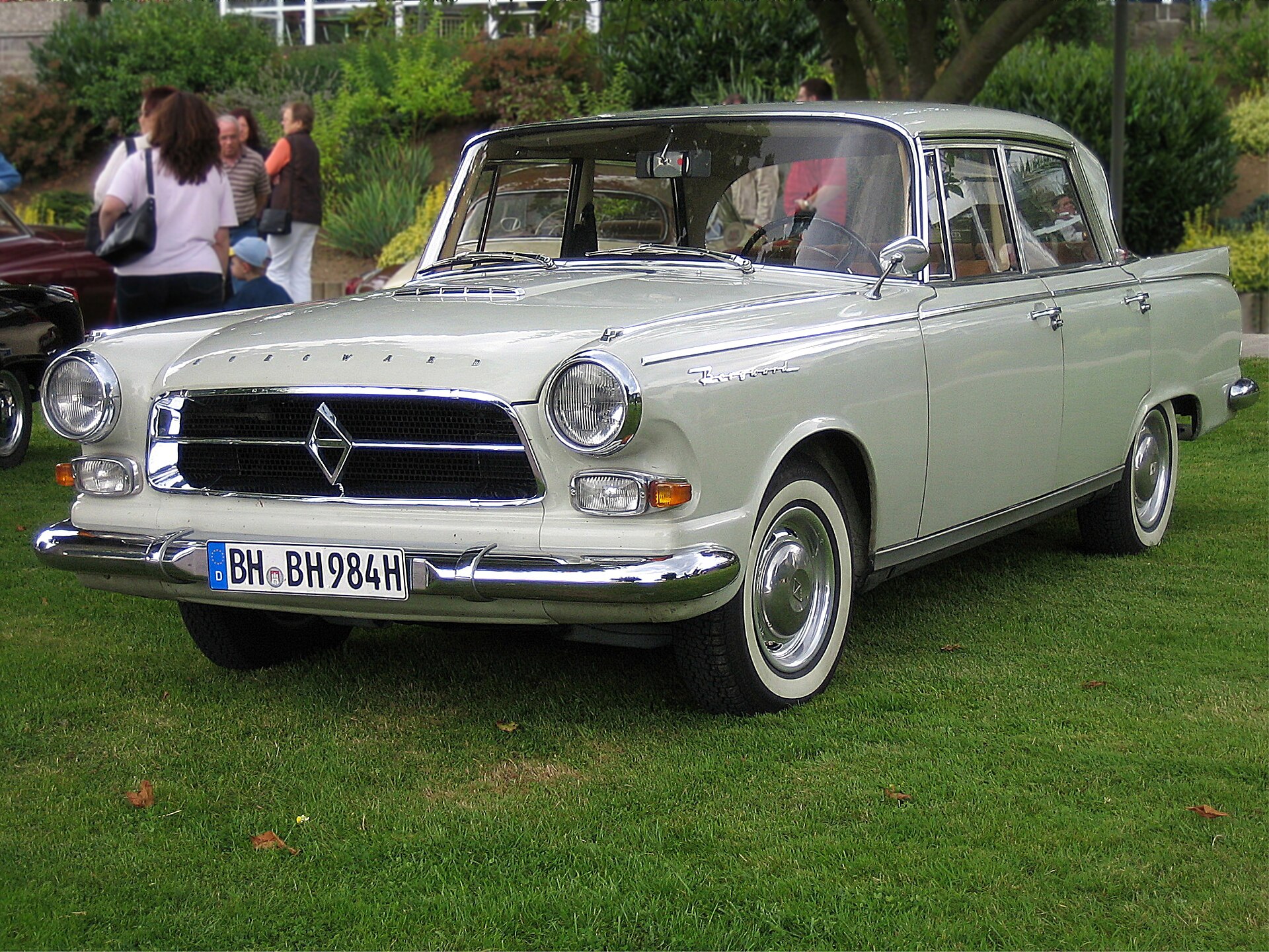 Borgward P100 saloon