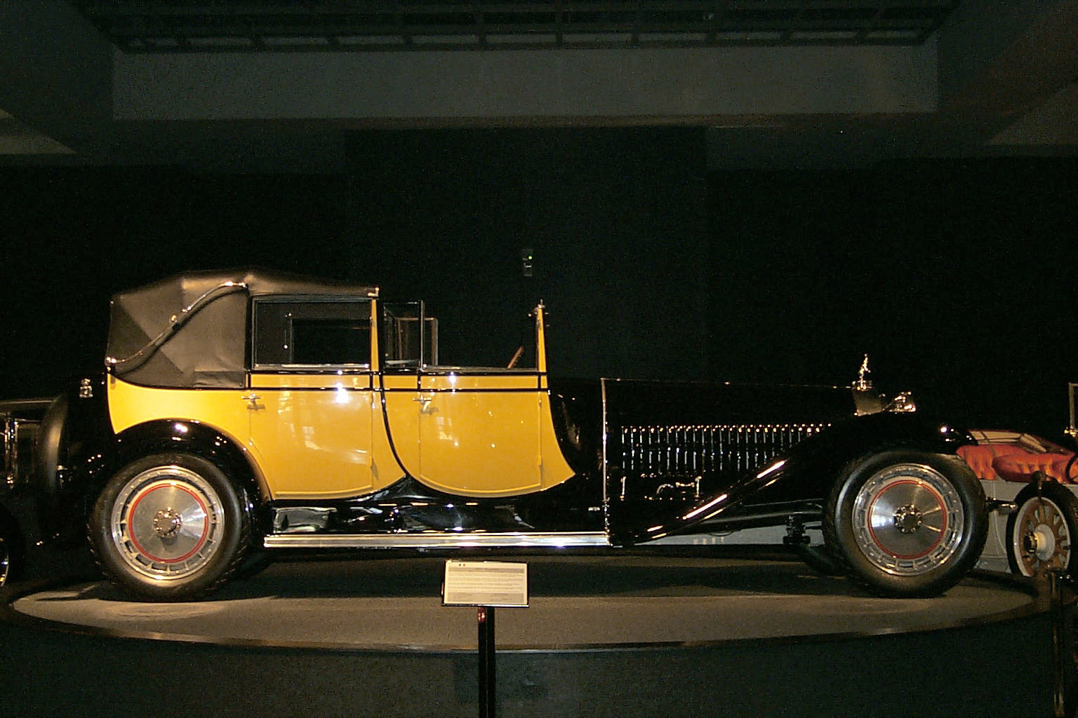 Bugatti Royale Berline de Voyage, front three-quarter view