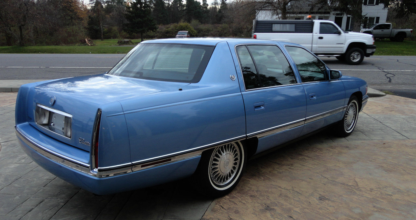 1994 Cadillac DeVille sedan