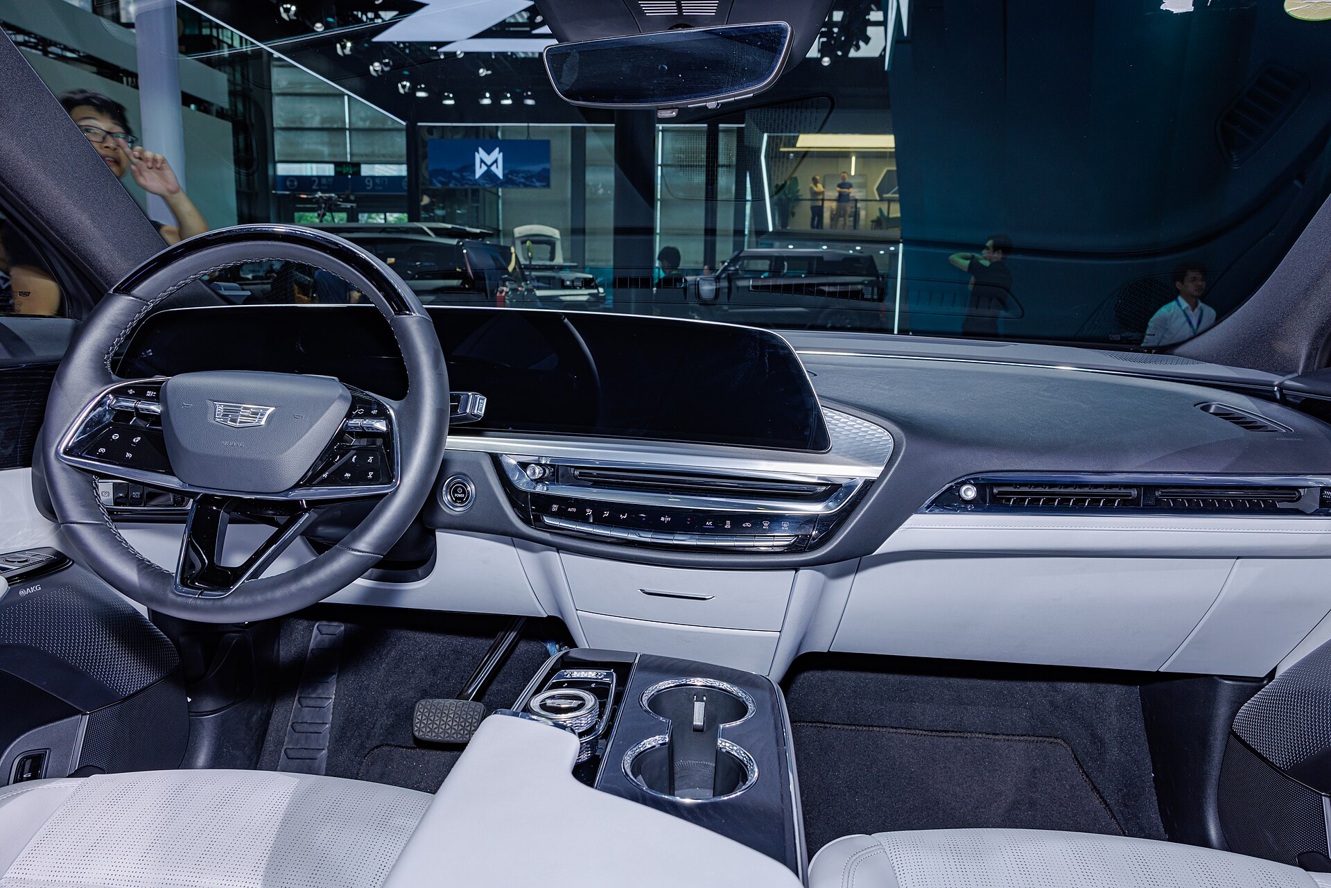 Cadillac Lyriq dashboard and display