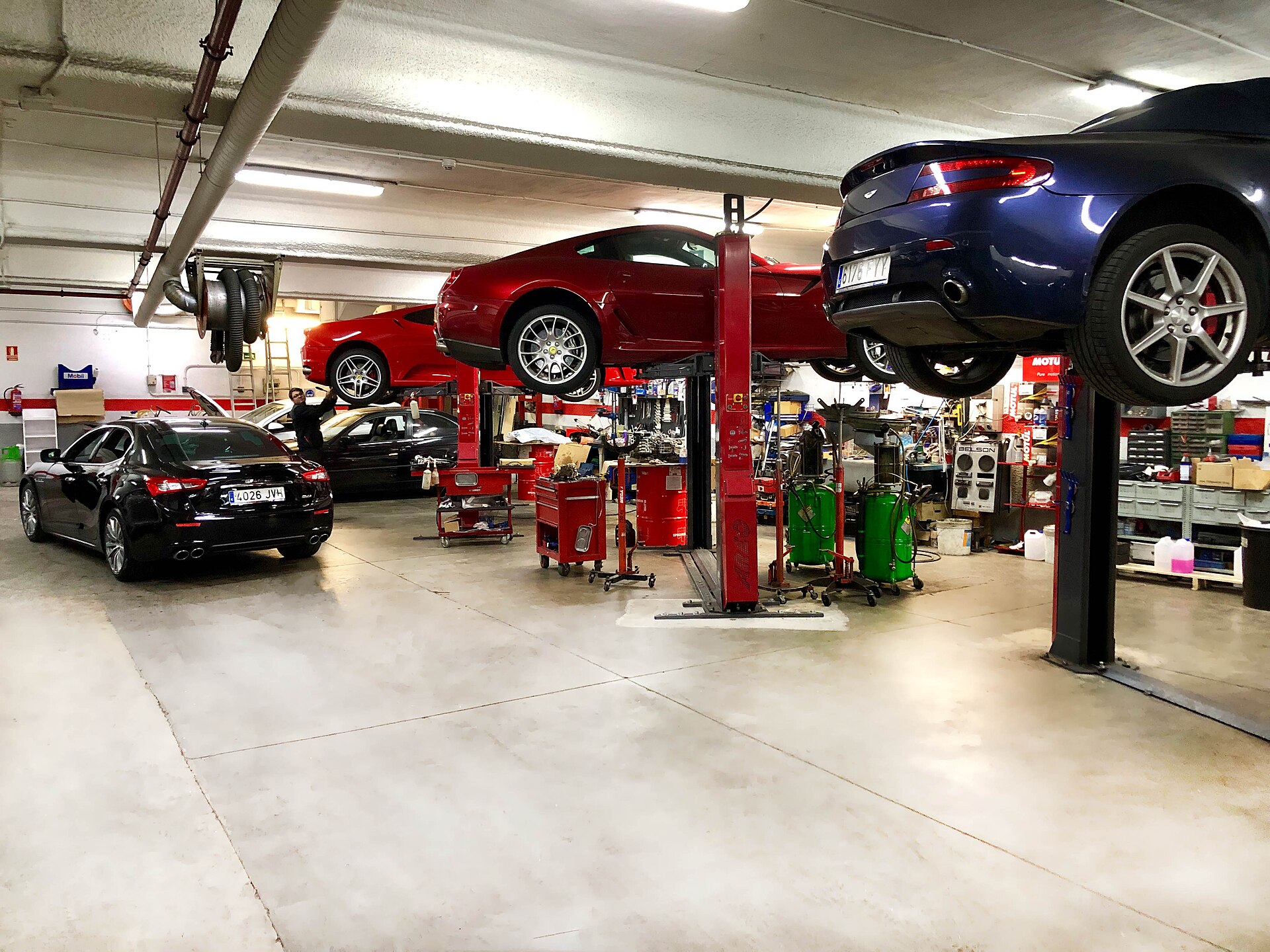 Car Service Schedule Explained: Interim, Full and Major Service