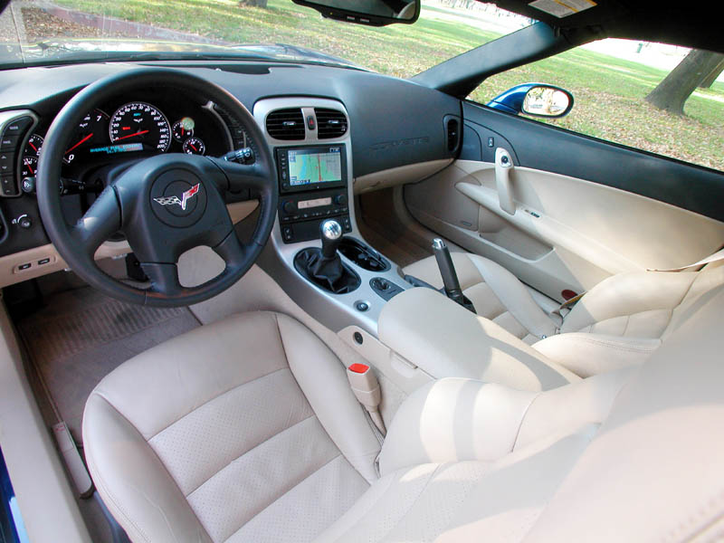 Chevrolet Corvette C6 cockpit and dashboard