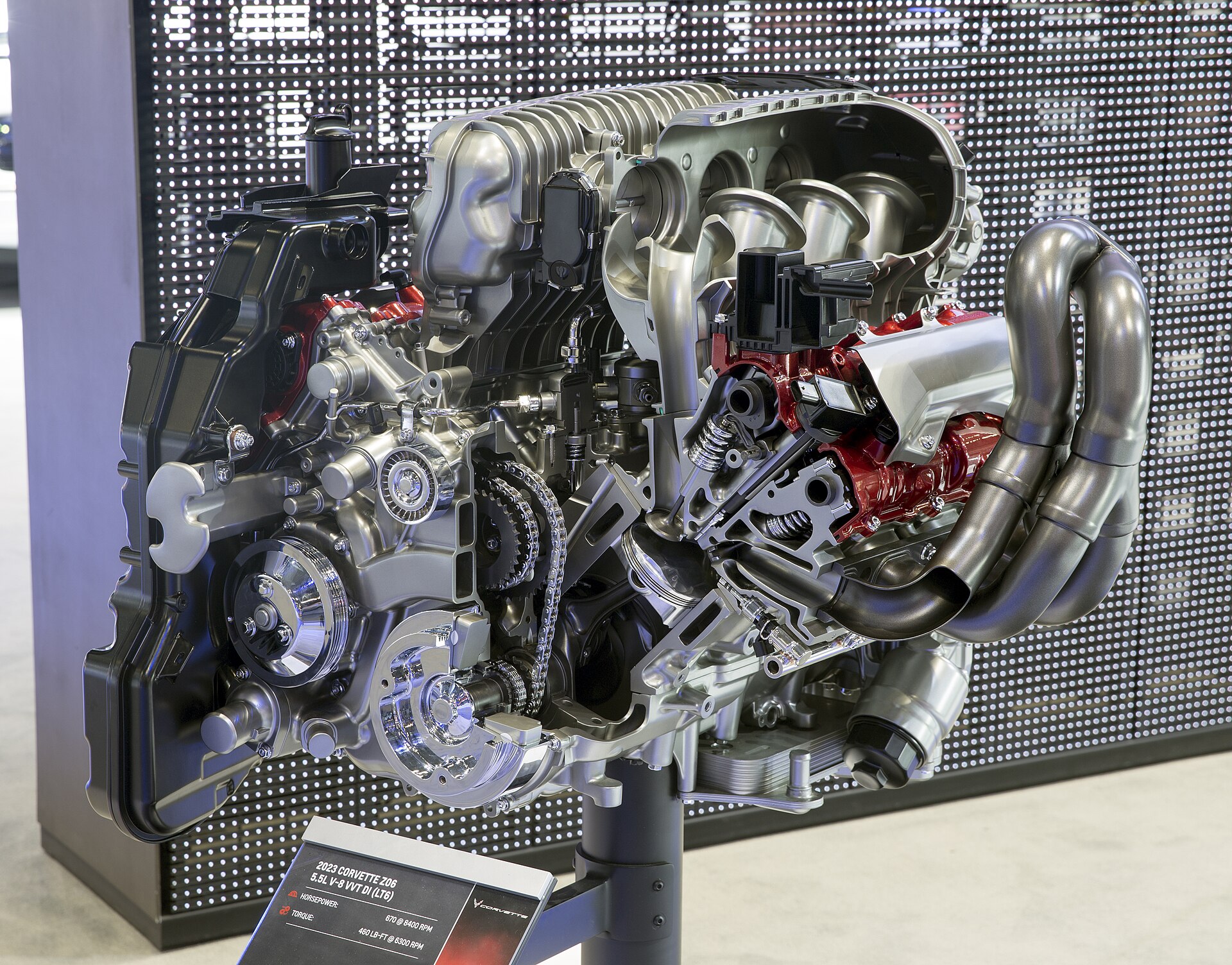 Chevrolet LT6 V8 engine on display