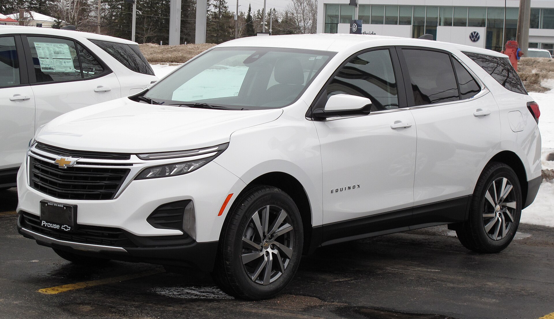 Third-generation Chevrolet Equinox LT in white
