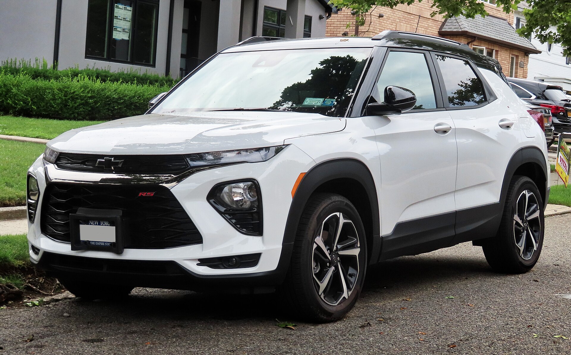 Chevrolet Trailblazer RS crossover of 2021, front view